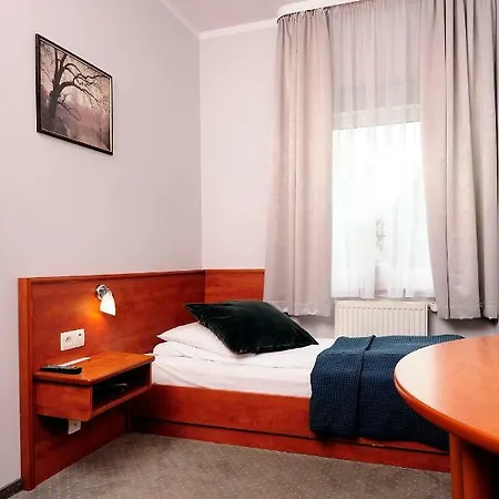 Preemier Hotel 3*